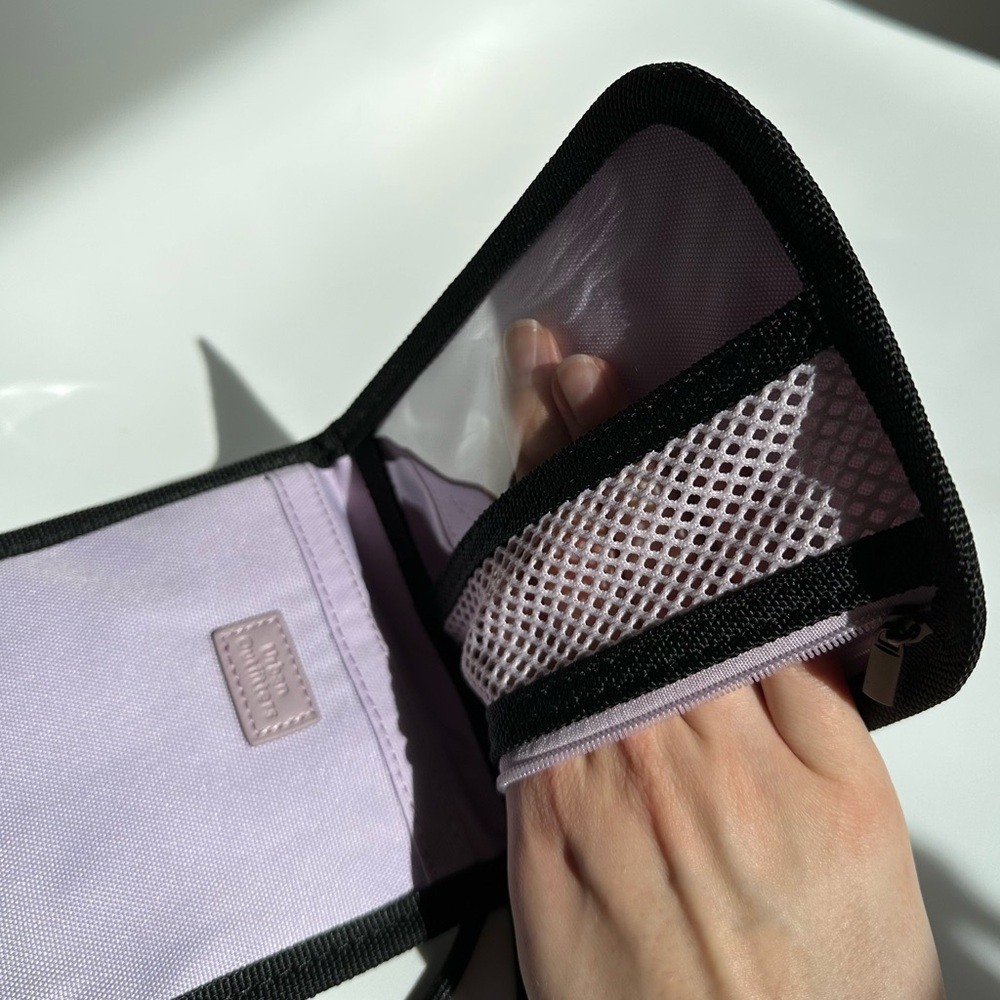 Lilac buckle Crossbody Bag - Picture 8 of 8